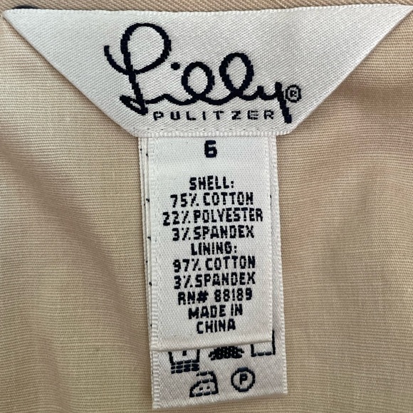 🐚Vintage Lilly Pulitzer. Rare mini skirt. Khaki with embossed pink shells. - Picture 5 of 7